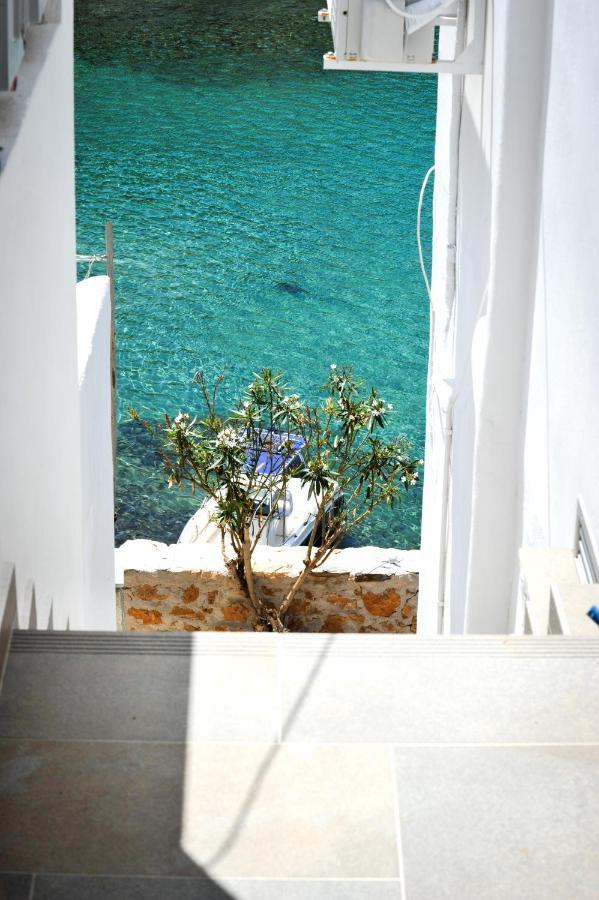 Droufakos' Home, Lux Seafront Apartment W. View Cherronisos  Zewnętrze zdjęcie